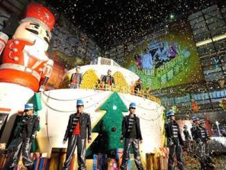Shanghai Christmas Markets all over China - Christianized?